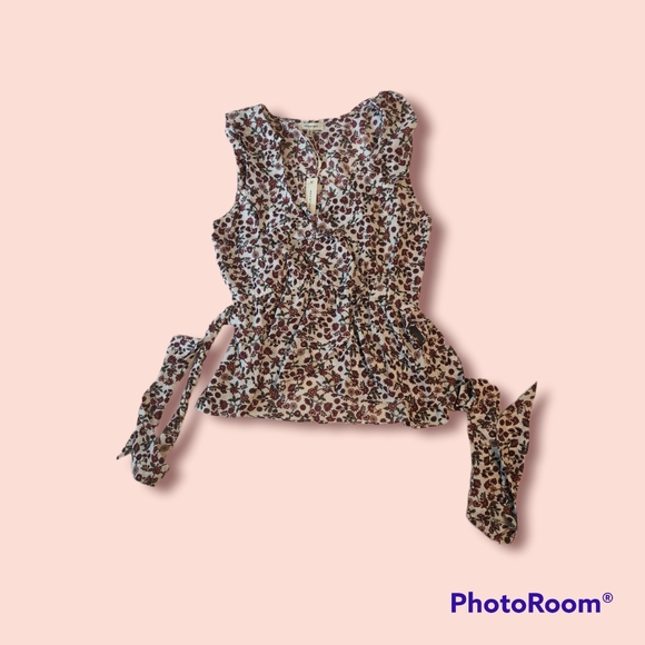 Max Studio Women's Floral-Print V-Neck Top - Picture 2 of 3